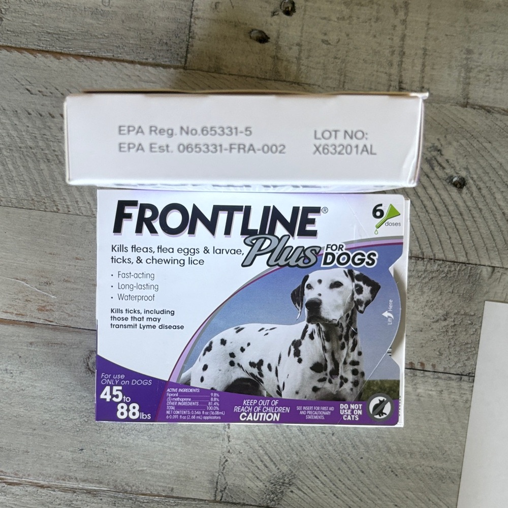 2 boxes of Frontline Plus Flea & Tick Control For Dogs 45-88 lbs. 6 Doses New - Picture 3 of 3